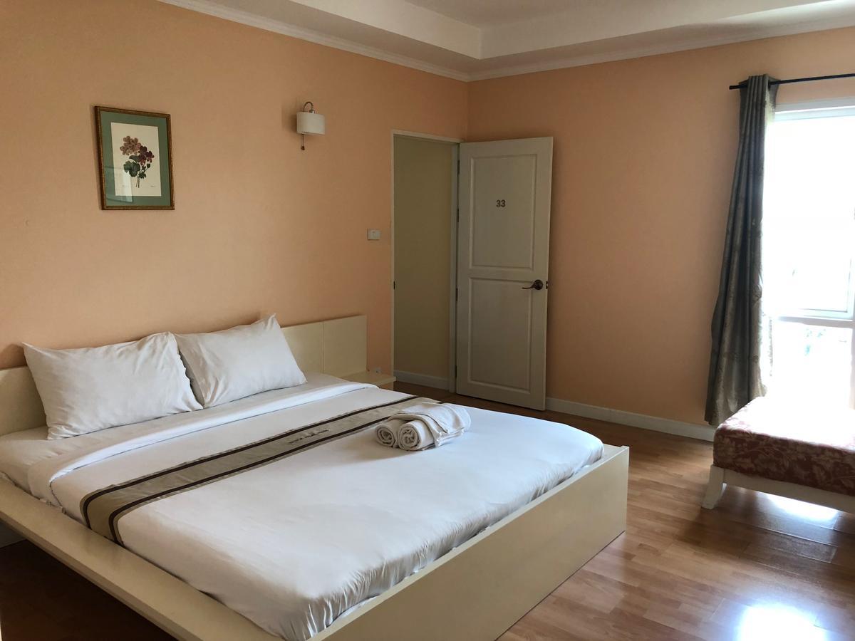 Triple Palms House Hotel Chiang Mai Luaran gambar