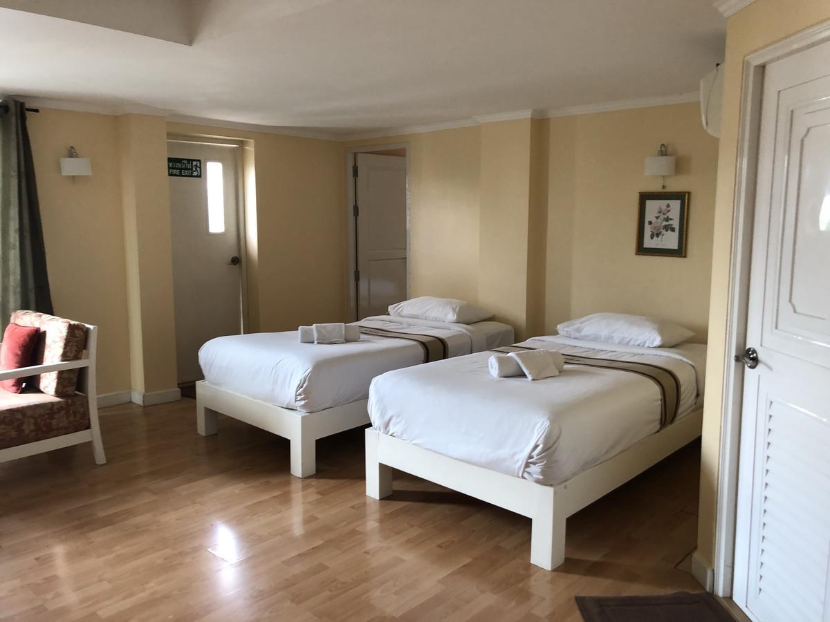 Triple Palms House Hotel Chiang Mai Luaran gambar